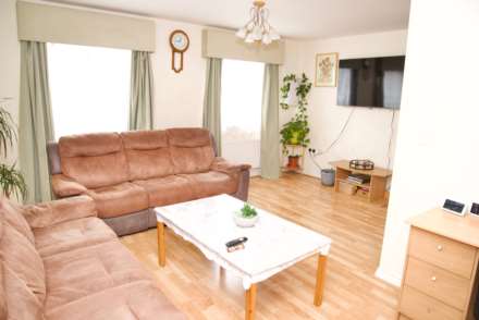 Miles Drive, West Thamesmead, SE28 0JA, Image 9