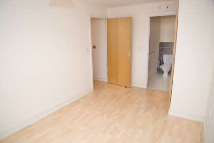 Long Acre House, Pettacre Close, SE28 0PB, Image 6