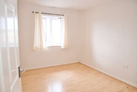 Hillview Drive, West Thamesmead, SE28 0LJ, Image 7