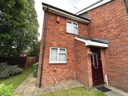 Property For Rent Chamberlain Close, West Thamesmead, London
