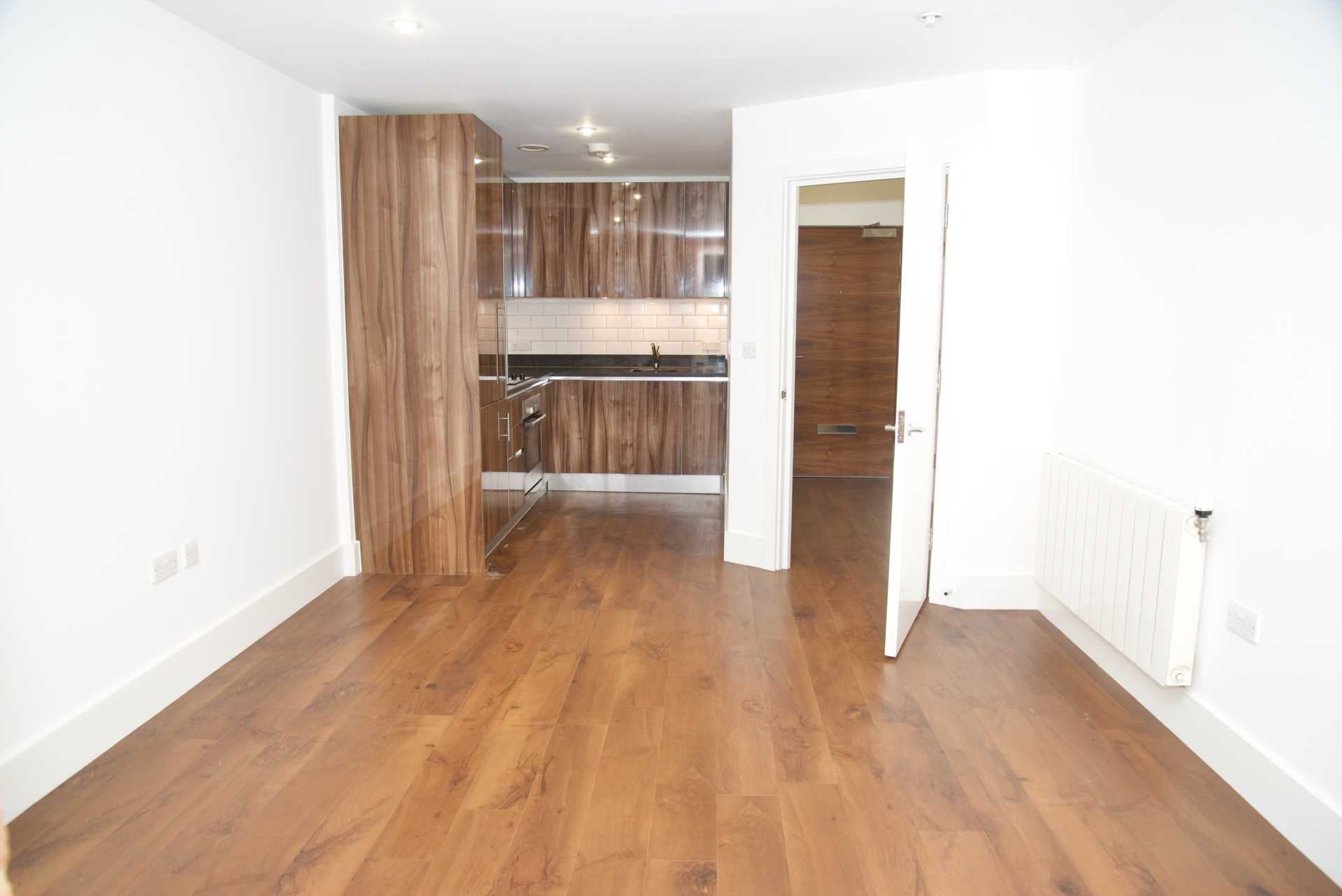 Warehouse Court London, SE18 6FB, Image 5