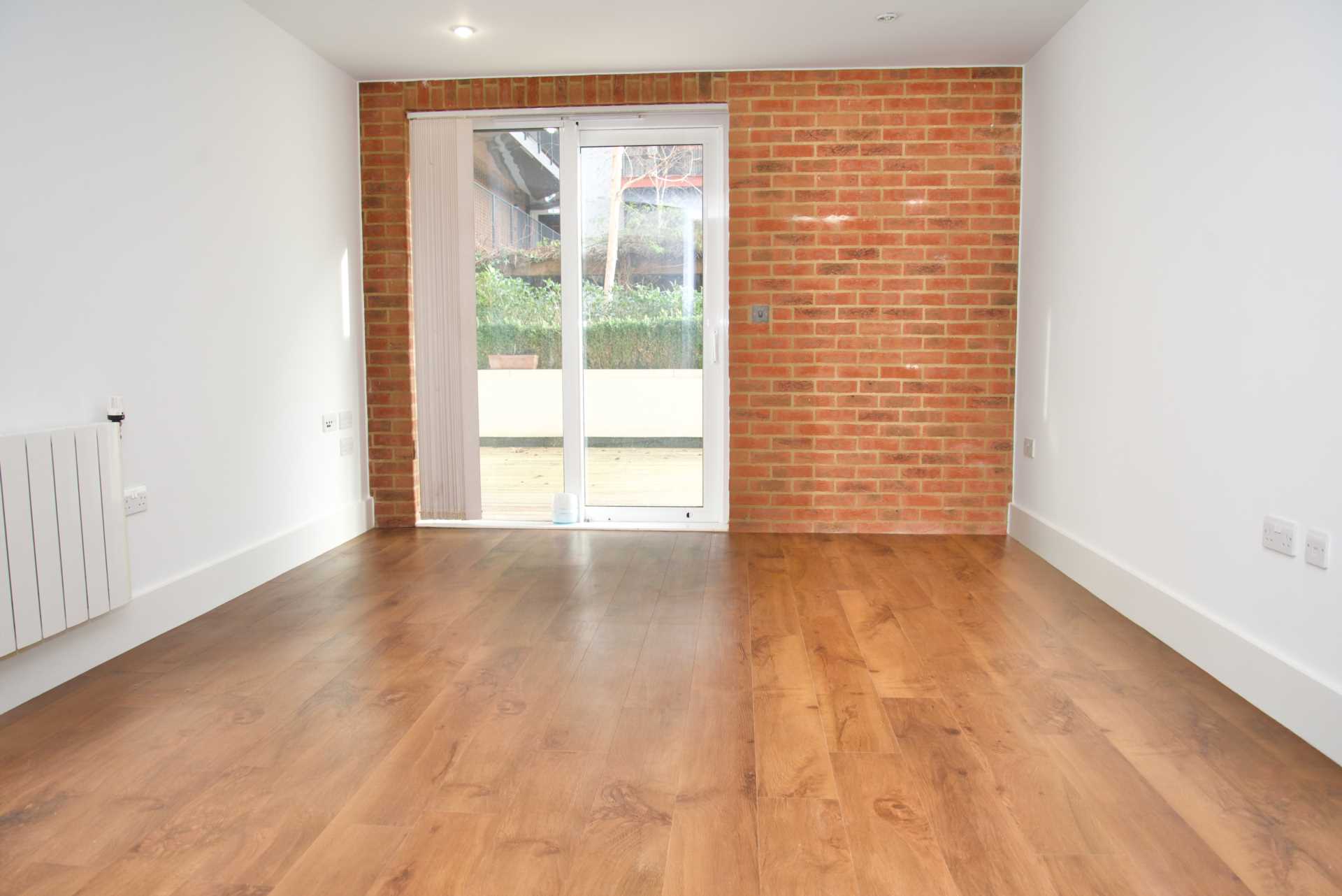 Warehouse Court London, SE18 6FB, Image 6