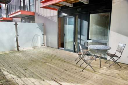 Warehouse Court London, SE18 6FB, Image 13