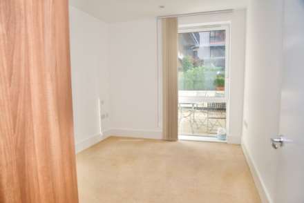 Warehouse Court London, SE18 6FB, Image 8