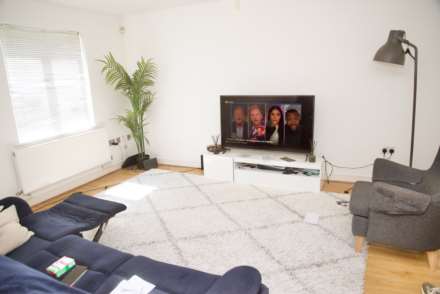 2 Bedroom Apartment, Paddle Steamer House, Thamesmead West, SE28 0PD
