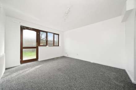 Nuthatch Gardens, London, SE28 0DJ, Image 5