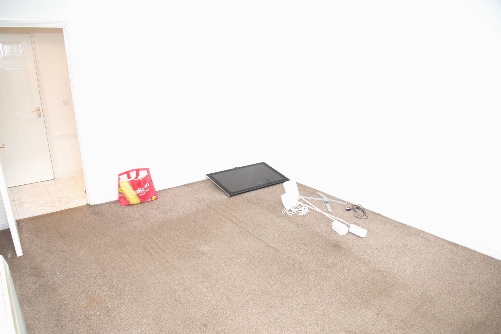 Marathon Way, SE28 0JJ, Image 2