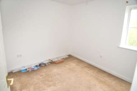 Marathon Way, SE28 0JJ, Image 10