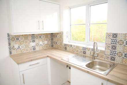 Marathon Way, SE28 0JJ, Image 6
