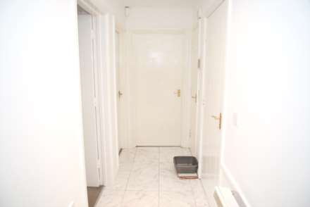 Marathon Way, SE28 0JJ, Image 9