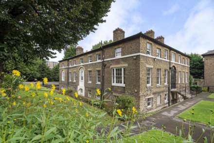 Property For Rent Connaught Mews, Woolwich, London