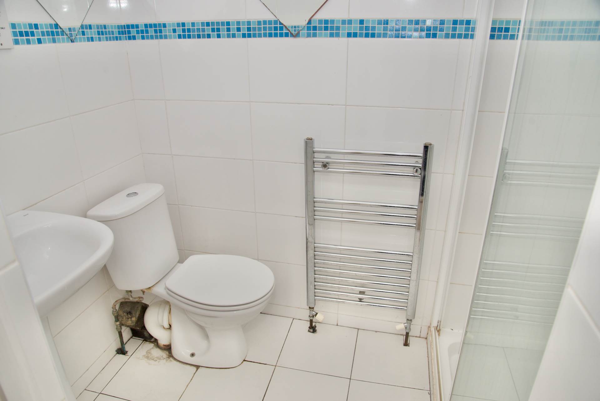 Whinchat Road, West Thamesmead, SE28 0DP, Image 11