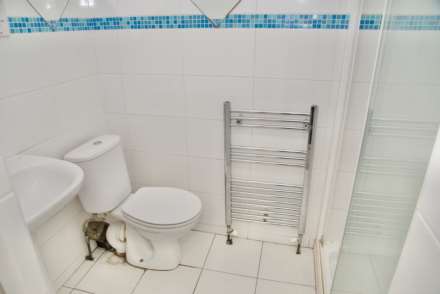 Whinchat Road, West Thamesmead, SE28 0DP, Image 11