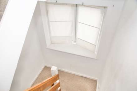 Whinchat Road, West Thamesmead, SE28 0DP, Image 9