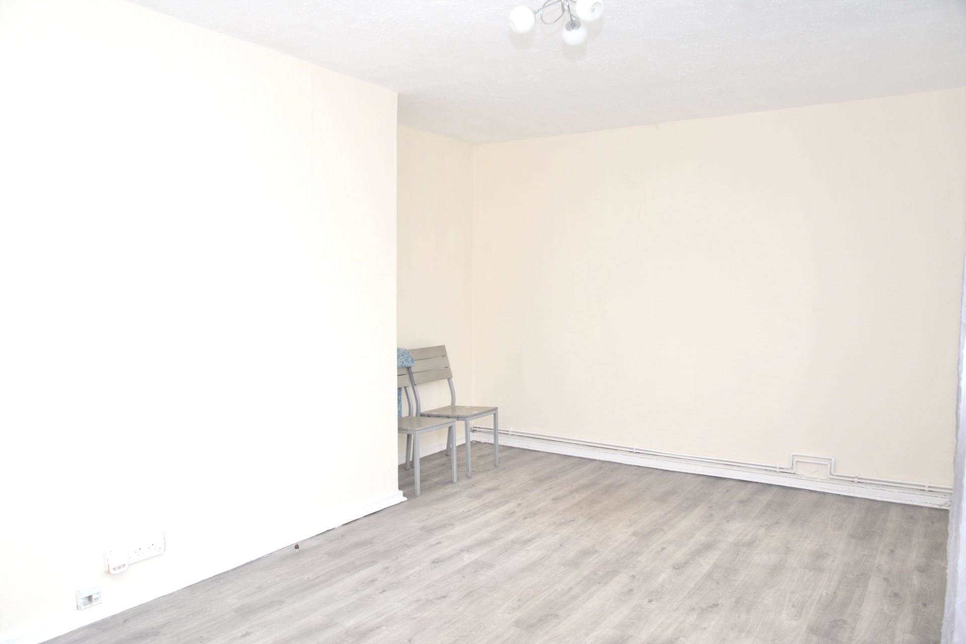 Eynsham Drive, Abbey Wood, SE2 9QU, Image 2