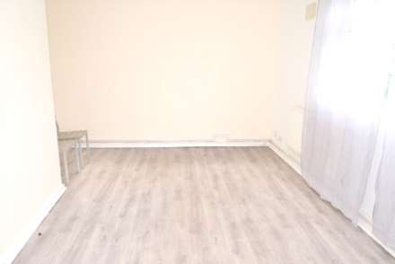 Eynsham Drive, Abbey Wood, SE2 9QU, Image 3