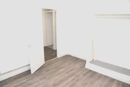 Eynsham Drive, Abbey Wood, SE2 9QU, Image 6