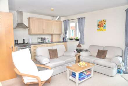 101Long Acre, London, SE28 0PB, Image 3