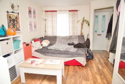 Martins Walk, Thamesmead West, SE28 0LE, Image 3