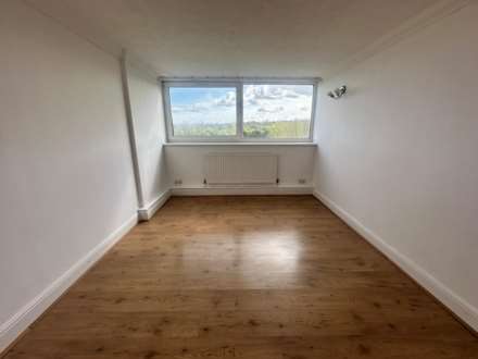 GREENWICH HEIGHTS SE18 4NP, Image 13