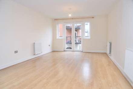 Long Acre, Thamesmead West, SE28 0PB, Image 2