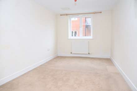 Long Acre, Thamesmead West, SE28 0PB, Image 7