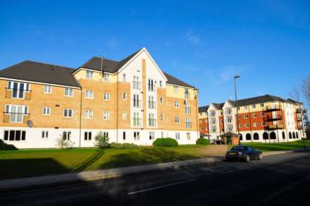 Long Acre, Thamesmead West, SE28 0PB, Image 8