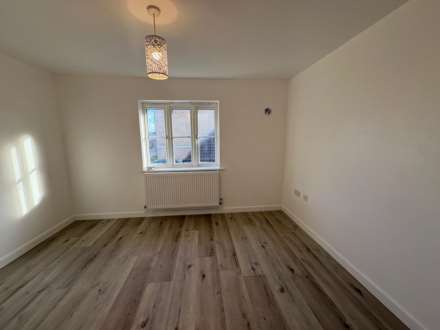 Battery Road, London, SE28 0JU, Image 8