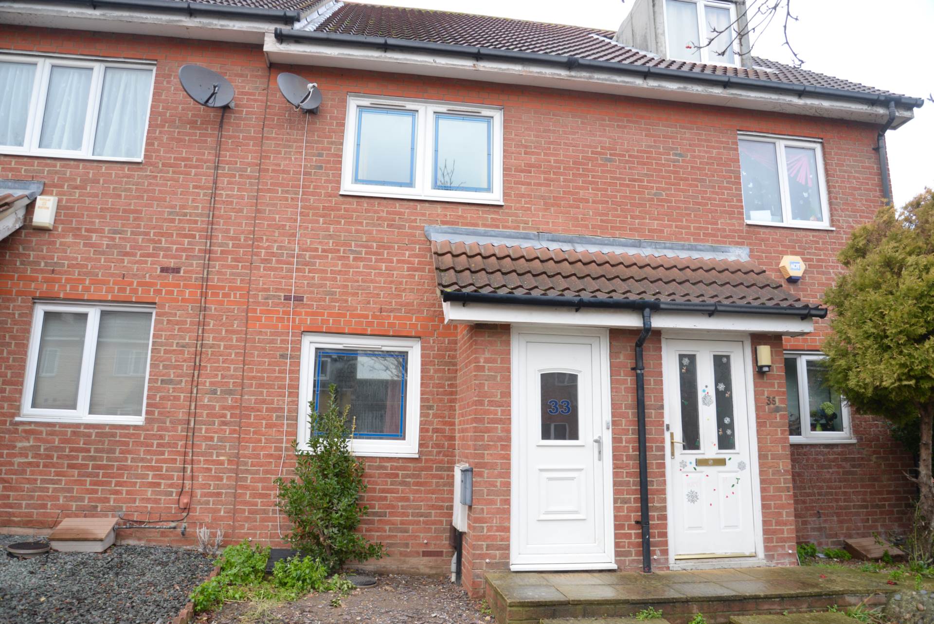 Hillview Drive, West Thamesmead, SE28 0LJ, Image 1