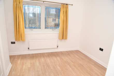 Hillview Drive, West Thamesmead, SE28 0LJ, Image 7