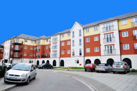 Long Acre House, Pettacre Close, SE28 0PD