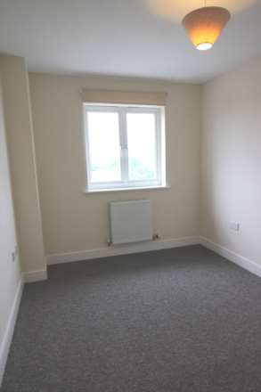 Long Acre House, Pettacre Close, SE28 0PD, Image 8