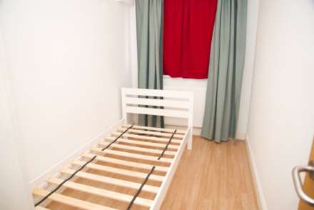 Greenwich Heights, Master Gunner Place, SE18 4NW, Image 8