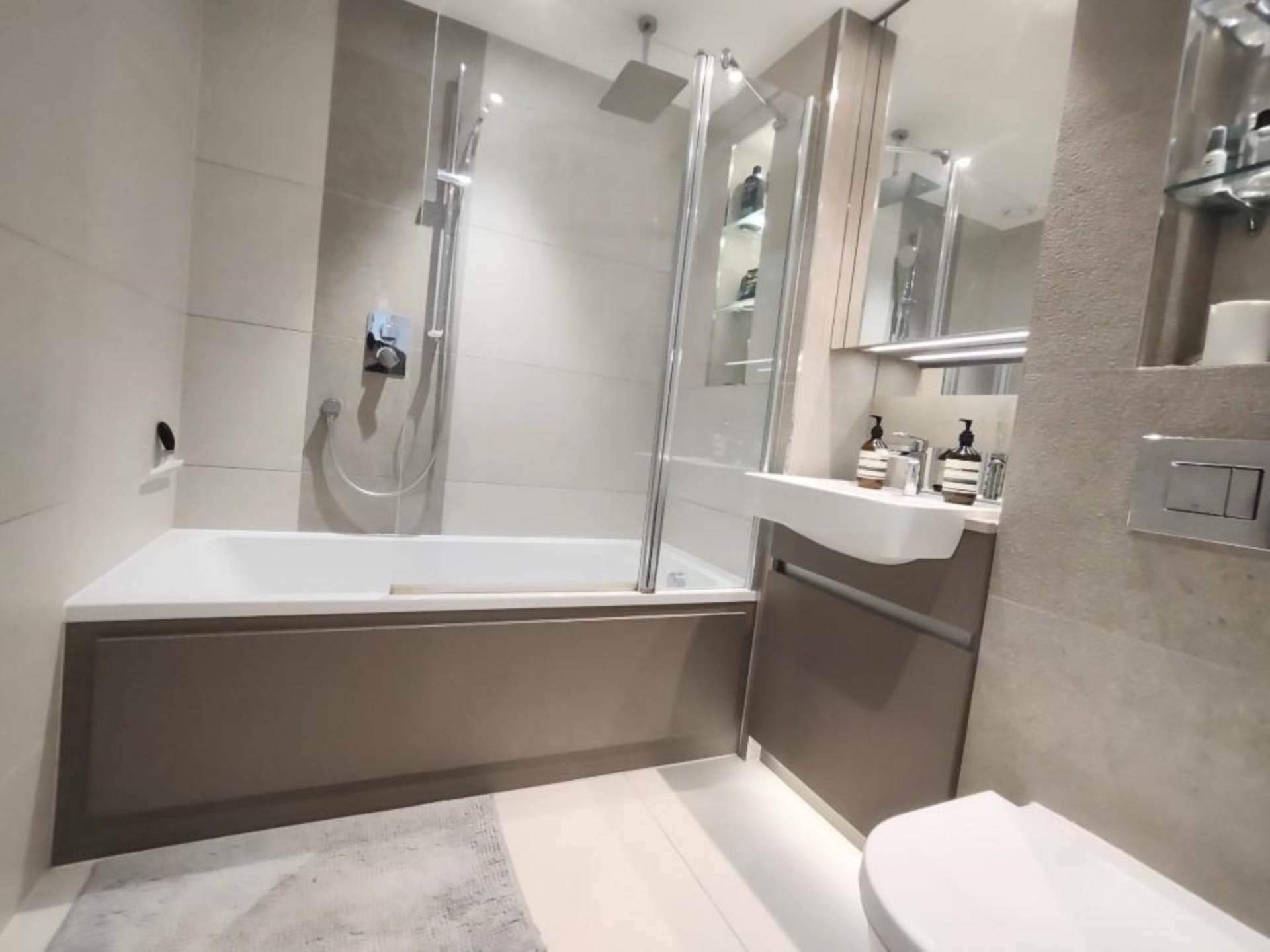 Hampton Apartments, Royal Arsenal Riverside, SE18 6NX, Image 10