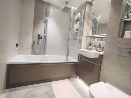 Hampton Apartments, Royal Arsenal Riverside, SE18 6NX, Image 10