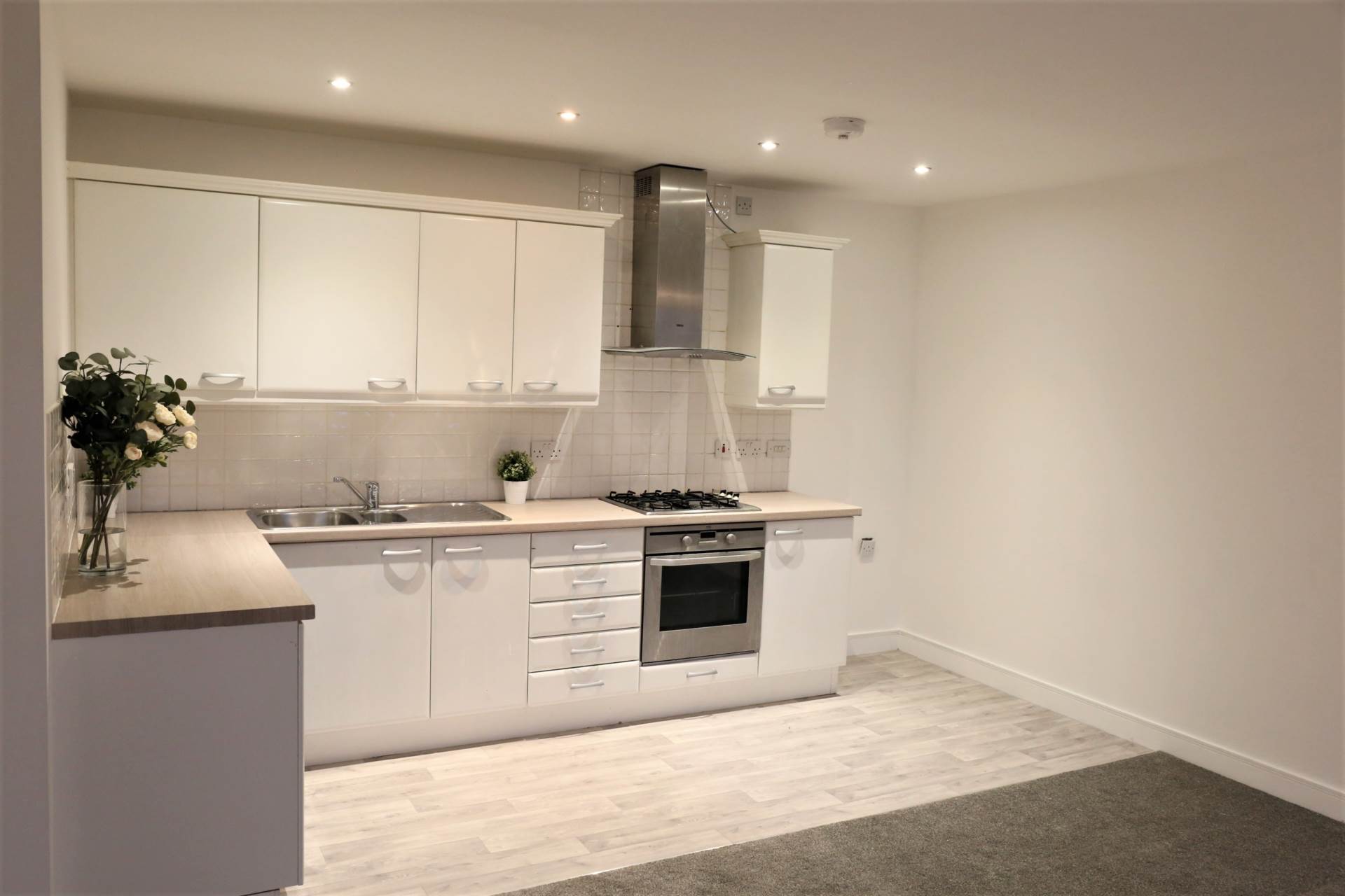 Long Acre House, Pettacre Close, SE28 0PA, Image 2