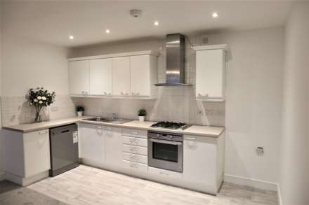 Long Acre House, Pettacre Close, SE28 0PA, Image 3
