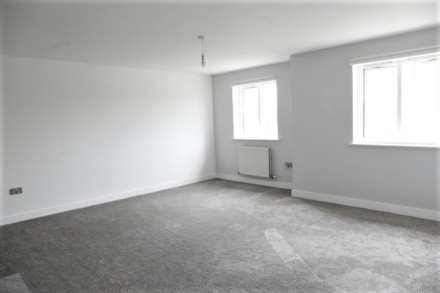 Long Acre House, Pettacre Close, SE28 0PA, Image 6