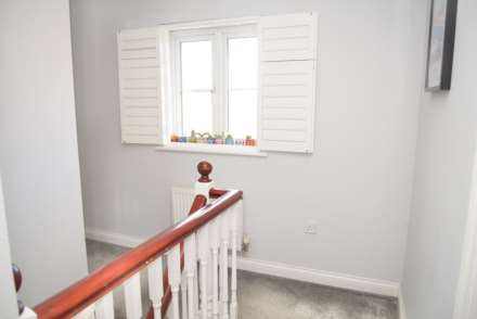 Newacres Road, Thamesmead West, SE28 0LB, Image 14