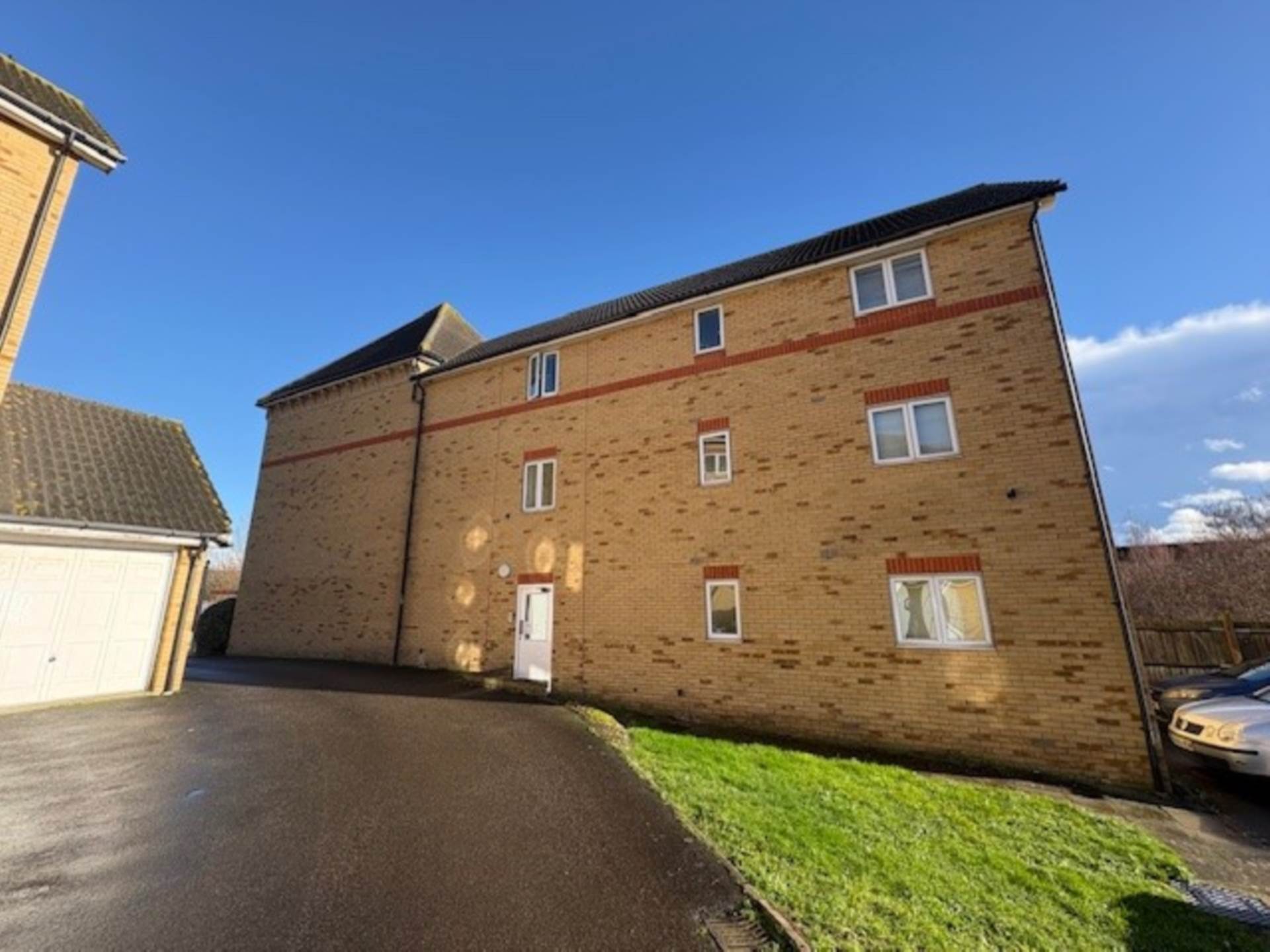 Hillview Drive, Thamesmead West, SE28 0LL, Image 2