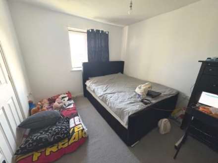 Hillview Drive, Thamesmead West, SE28 0LL, Image 8