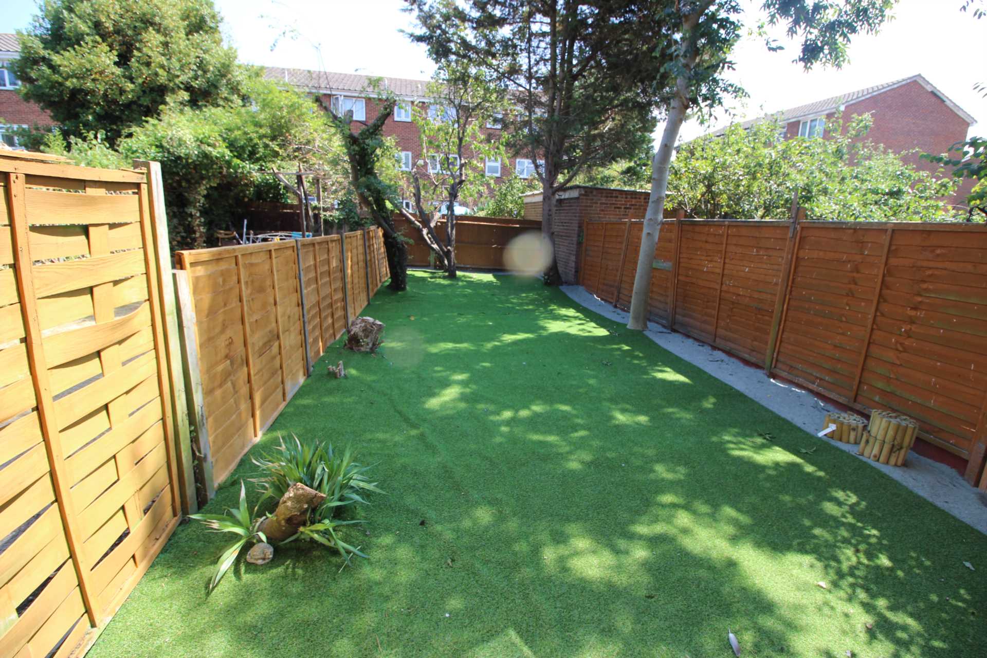 Whernside Close, London, SE28 8HB, Image 12