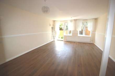 Whernside Close, London, SE28 8HB, Image 3