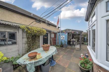 Slade Green Road, Erith, DA8 2JG, Image 15