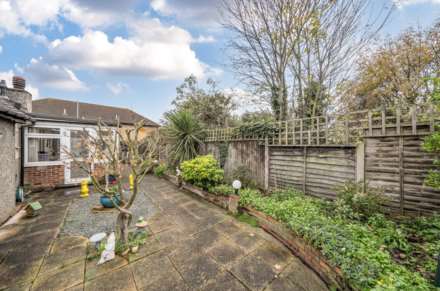 Slade Green Road, Erith, DA8 2JG, Image 17