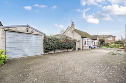 Slade Green Road, Erith, DA8 2JG, Image 2