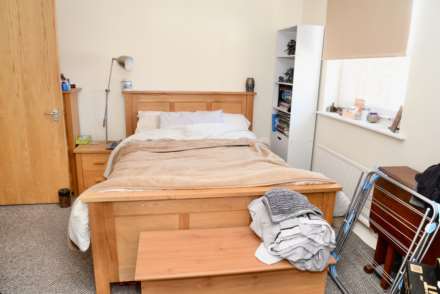 West Lodge, Allenby Road, SE28 0BG, Image 11