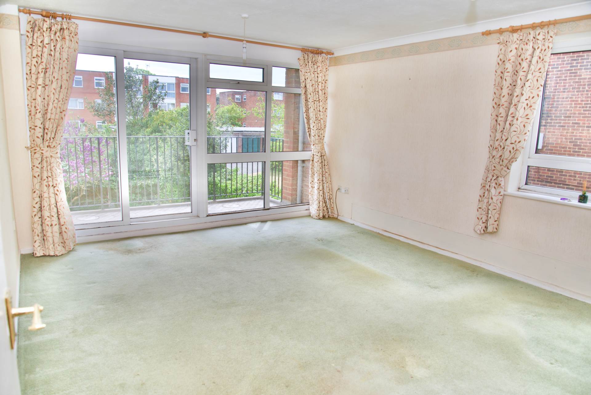 Tolcairn Court, Lessness Park, DA17 5BT, Image 3