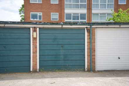 Tolcairn Court, Lessness Park, DA17 5BT, Image 17
