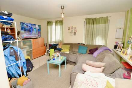Miles Drive, London, SE28 0JA, Image 13
